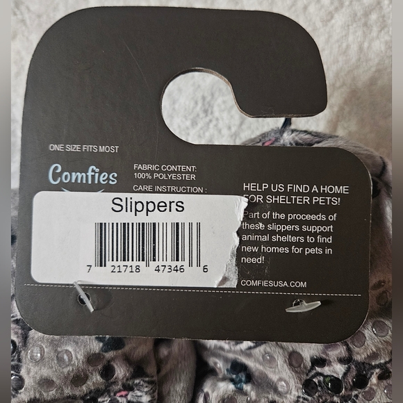 Comfies grey tabby cat slippers one size NEW - Picture 5 of 9